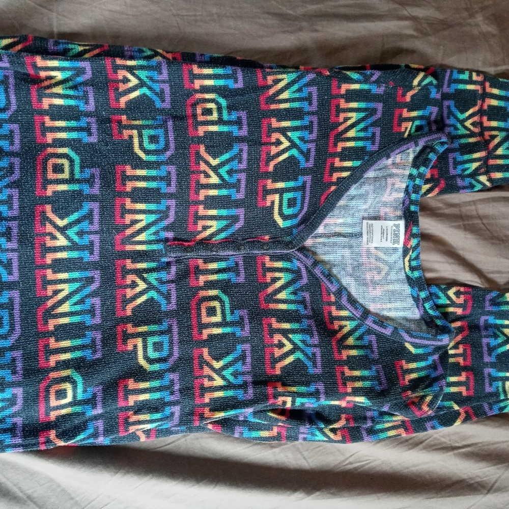 Victorias secret "PINK"